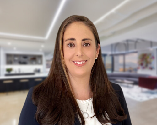 woman-standing-in-office